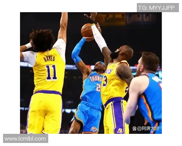 湖人对决火箭第四场激战回顾与精彩瞬间分析