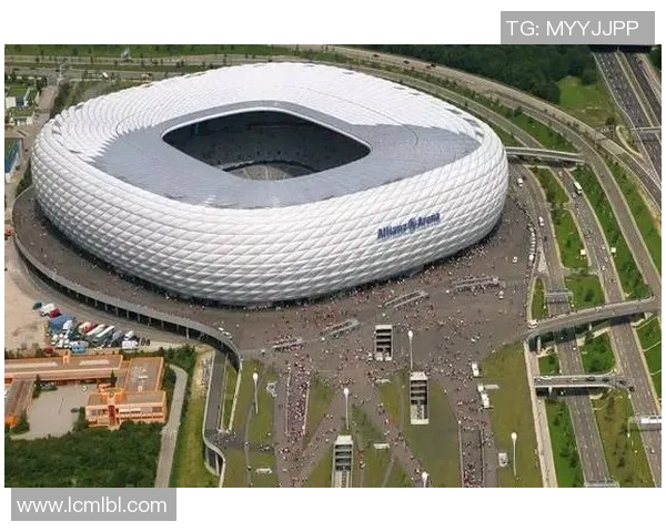 德国足球服的历史演变与现代设计趋势探讨